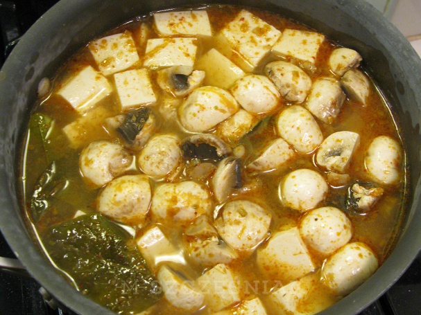Koreańska zupa z tofu